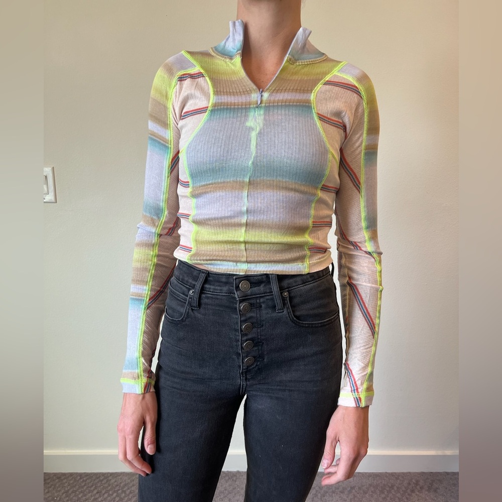 Out from under multicolor long sleeve crop top with zipper - size small